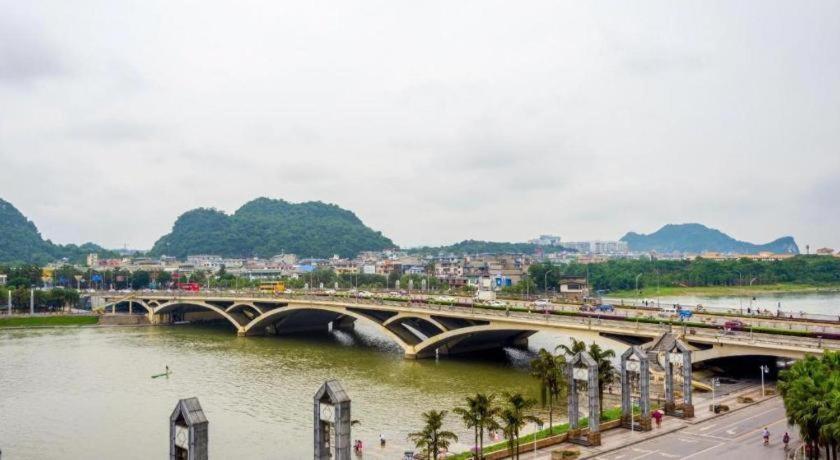 Guilin Sky Palace Hotel Ngoại thất bức ảnh